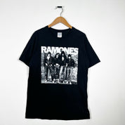 00s The Ramones Big Print Bad Tee